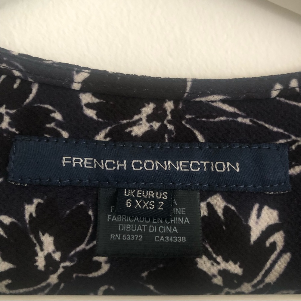 French connection floral blue dress - Picture 2 of 4